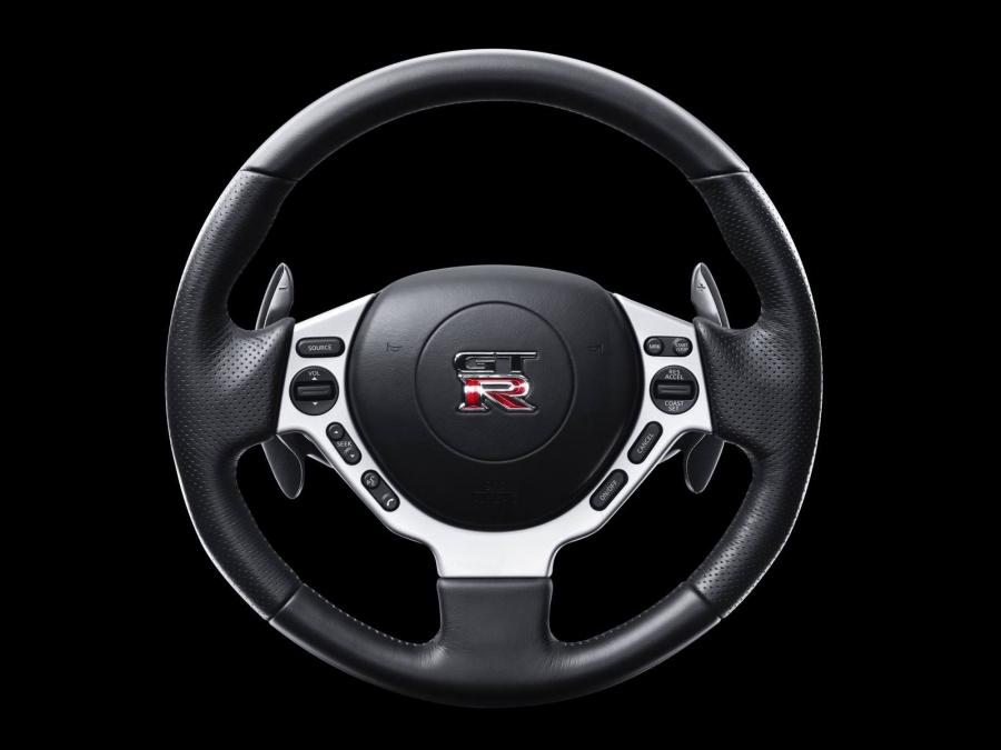  Nissan GT-R 2007 года  (фото 166 из 480)